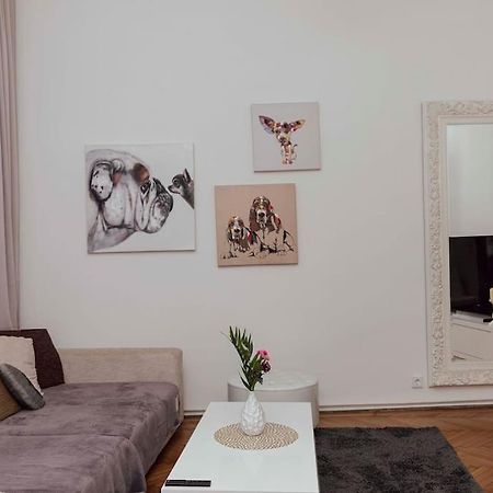 Modern Stylish Comfortable 2 Bedroom Apartment Wien Eksteriør billede
