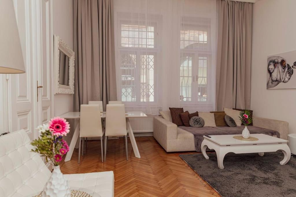 Modern Stylish Comfortable 2 Bedroom Apartment Wien Eksteriør billede