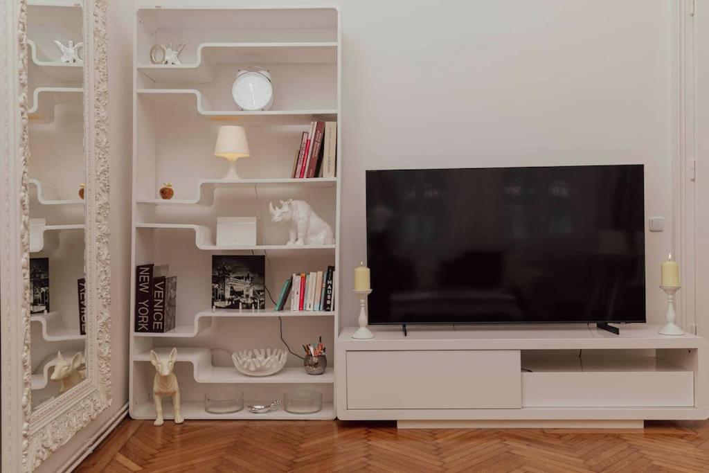 Modern Stylish Comfortable 2 Bedroom Apartment Wien Eksteriør billede