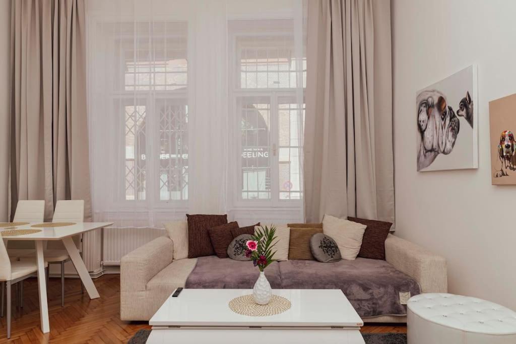 Modern Stylish Comfortable 2 Bedroom Apartment Wien Eksteriør billede